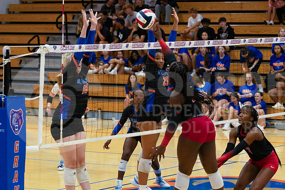240917 ORHS vs GOHS VB - Emma Warzon-27