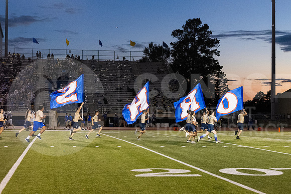 240829 ORHS vs Klein Football - Emma Warzon-33