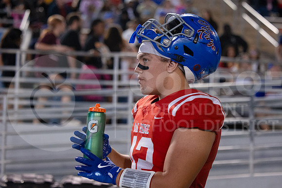 241019 GOHS vs ORHS Football - Emma Warzon-78