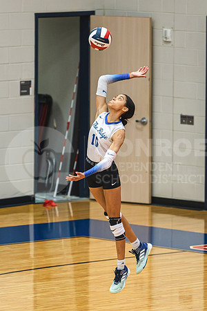 250826 CPHS vs ORHS Volleyball - Noah Edwards-27