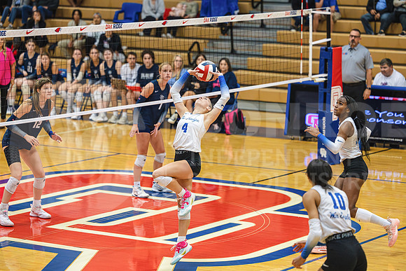 250826 CPHS vs ORHS Volleyball - Noah Edwards-30