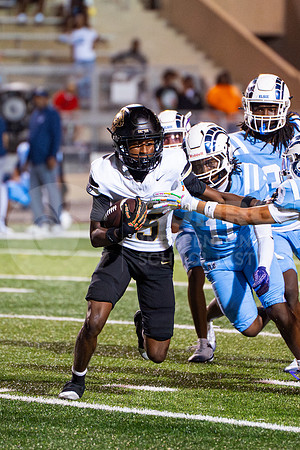 250828 CHS vs Elsik Football - Natalya Chicas-30
