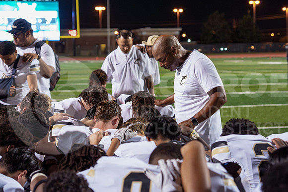 250828 CHS vs Elsik Football - Natalya Chicas-36