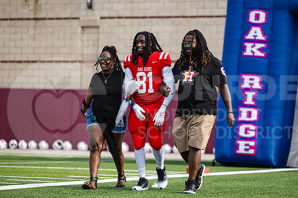 250829 Klein vs Oak Ridge Football - Noah Edwards-41
