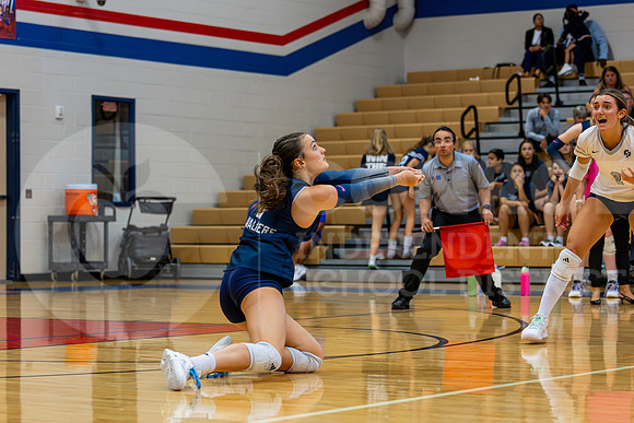 250826 Oak Ridge vs CPHS Volleyball - Louis Plantenga-54