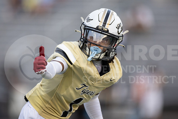 250905 Hastings vs Conroe Football-70