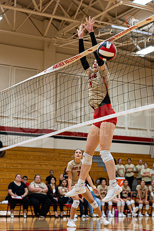 250905 CCHS vs CLEVELAND volleyball - Noemi-25