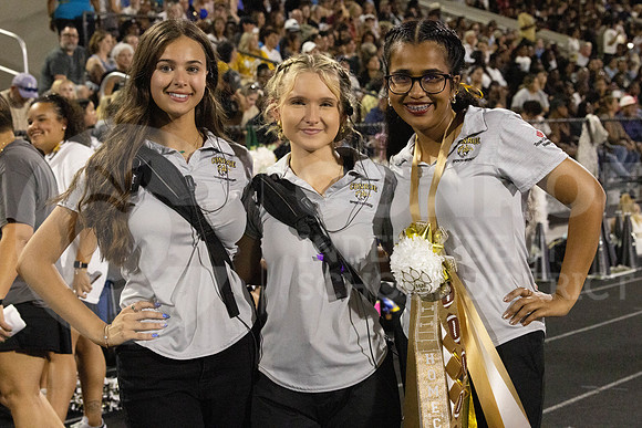 250922 New Caney vs Conroe Football-24