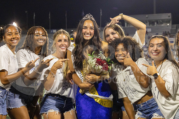 250922 New Caney vs Conroe Football-56