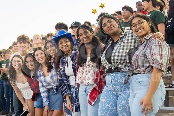 250926 Caney Creek vs The Woodlands Football-68