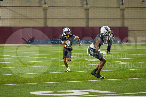 250926 Grand Oaks vs College Park Football-33