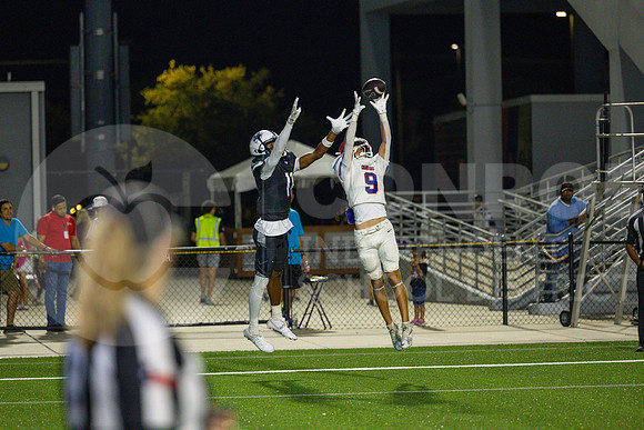 250926 Grand Oaks vs College Park Football-67