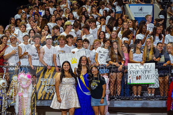250919 NewCaney vs Conroe - Natalya Chicas-58