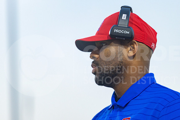 251002 Conroe vs Oak Ridge Football-17