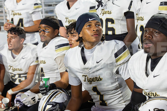 251002 Conroe vs Oak Ridge Football-33
