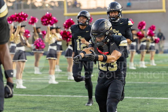 251009 Grand Oaks vs Conroe Football-21