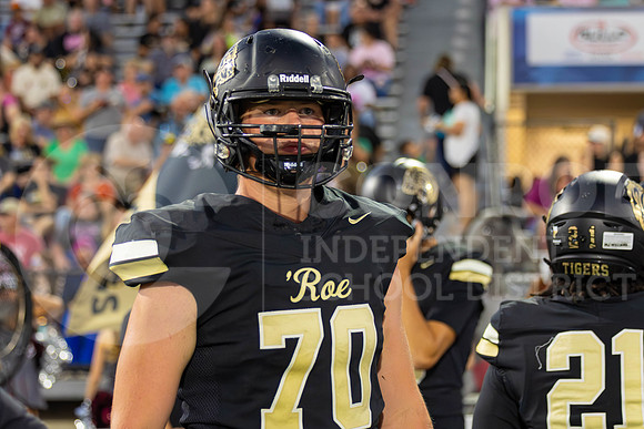251009 Grand Oaks vs Conroe Football-31