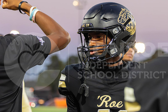 251009 Grand Oaks vs Conroe Football-32