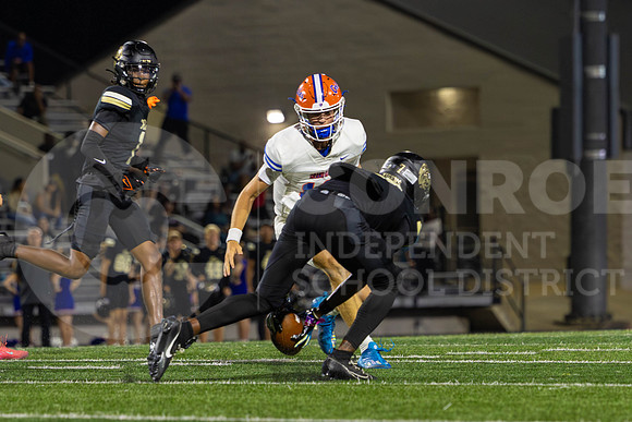 251009 Grand Oaks vs Conroe Football-48