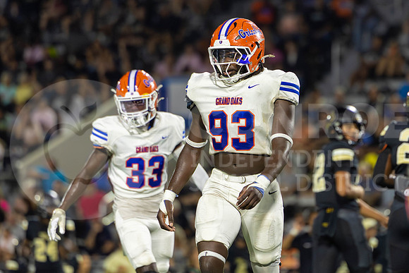 251009 Grand Oaks vs Conroe Football-61