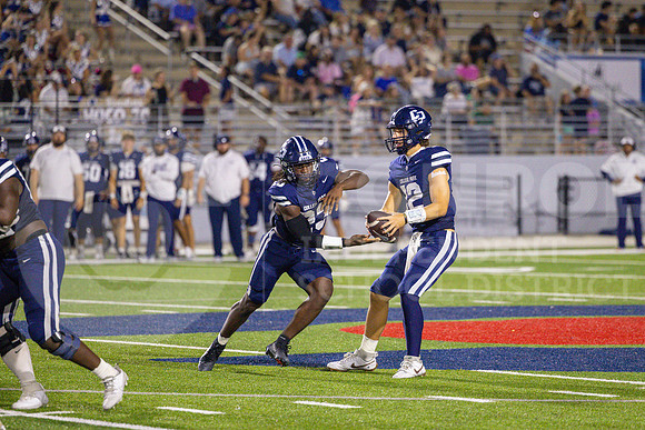 251009 Caney Creek vs College Park Football-59