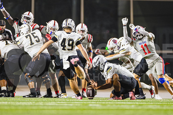 251002 Conroe vs Oak Ridge football - Noah Edwards-115
