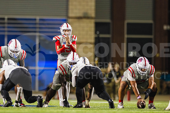 251002 Conroe vs Oak Ridge football - Noah Edwards-118