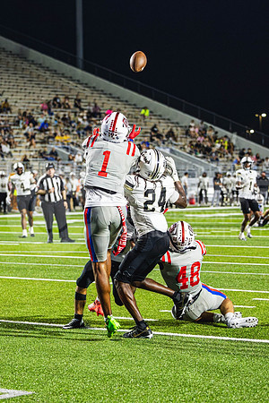 251002 Conroe vs Oak Ridge football - Noah Edwards-126