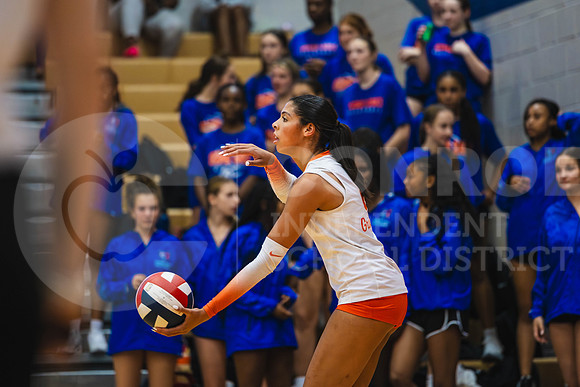 251014 Grand Oaks vs Oak Ridge Volleyball - Noah Edwards-27