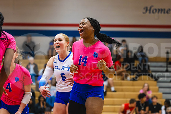 251014 Grand Oaks vs Oak Ridge Volleyball - Noah Edwards-48