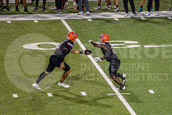 251016 Grand Oaks vs Oak Ridge Football-06