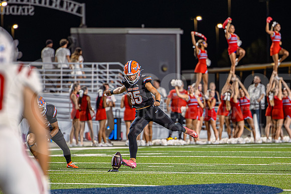 251016 Grand Oaks vs Oak Ridge Football-19