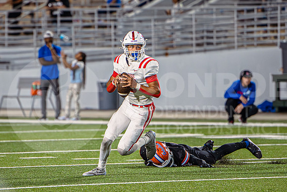 251016 Grand Oaks vs Oak Ridge Football-39