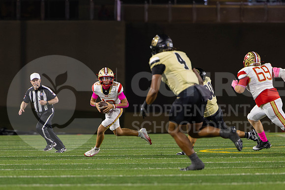 251024 Caney Creek vs Conroe Football-27
