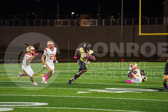 251024 Caney Creek vs Conroe Football - Natalya Chicas-39