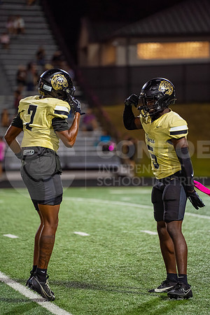 251024 Caney Creek vs Conroe Football - Natalya Chicas-42