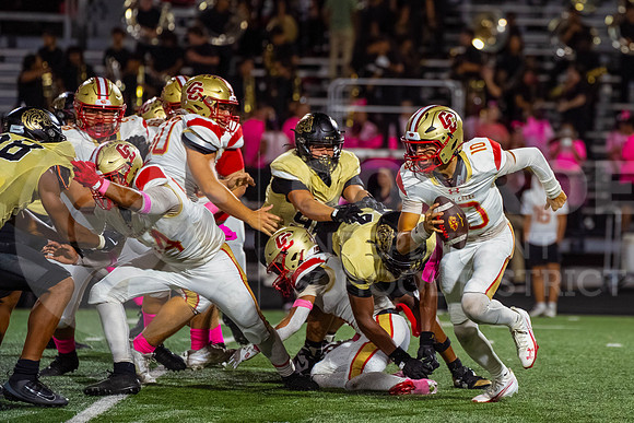 251024 Caney Creek vs Conroe Football - Natalya Chicas-46