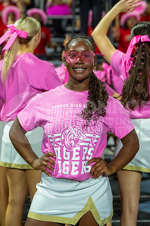 251024 Caney Creek vs Conroe Football - Natalya Chicas-49