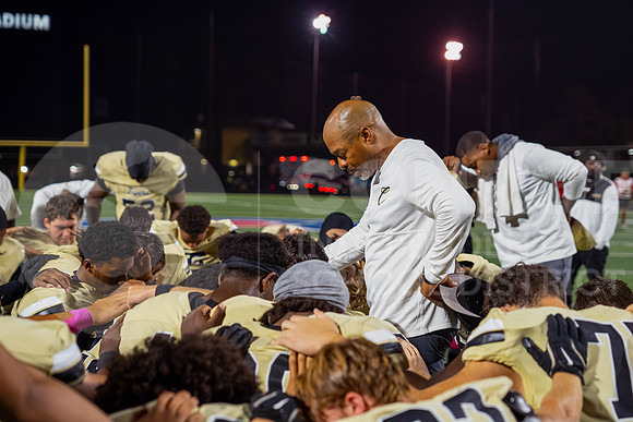 251024 Caney Creek vs Conroe Football - Natalya Chicas-53