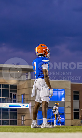 230824 Nimitz vs GOHS Football - Ralph Tallent-31