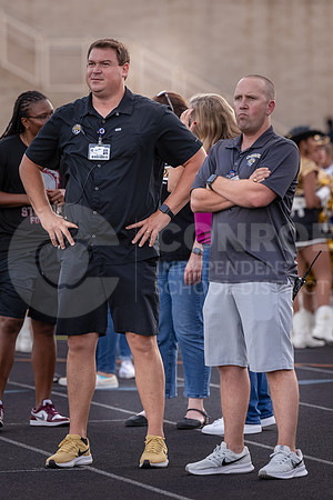 240830 Elsik vs CHS Football - Ainsley Stewart-50