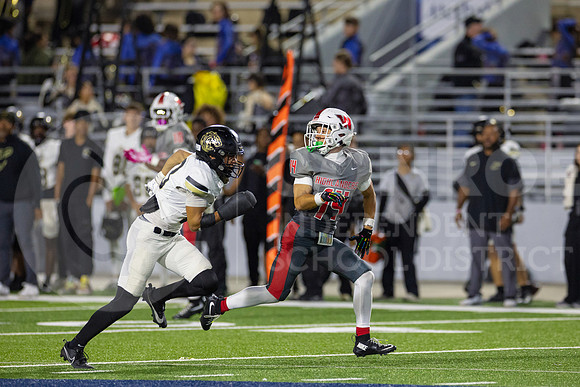 251031 Conroe vs The Woodlands Football-41