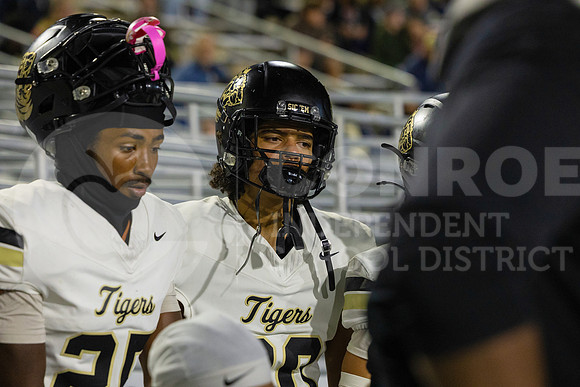 251031 Conroe vs The Woodlands Football-75