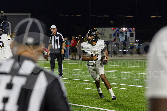 251031 Conroe vs The Woodlands Football-78
