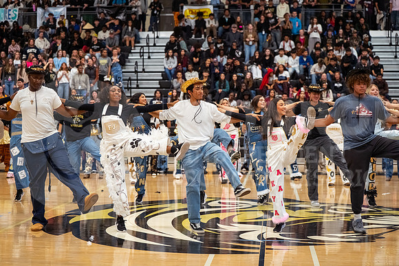 251032 Conroe vs The Woodlands Pep Rally-04