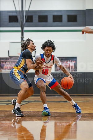250219 - GOHS boys basketball vs Nimitz - Easton Hairell-25