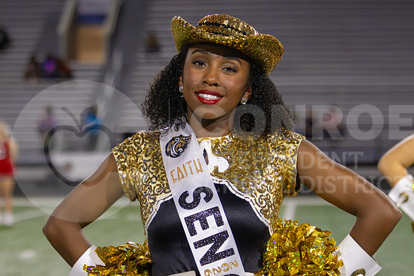 251107 Cleveland vs Conroe Football-17