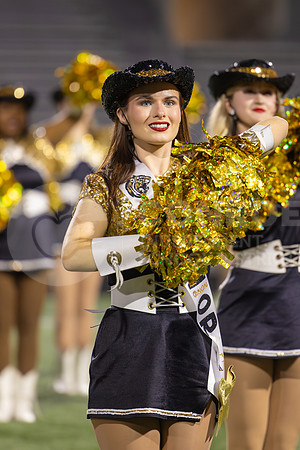 251107 Cleveland vs Conroe Football-18