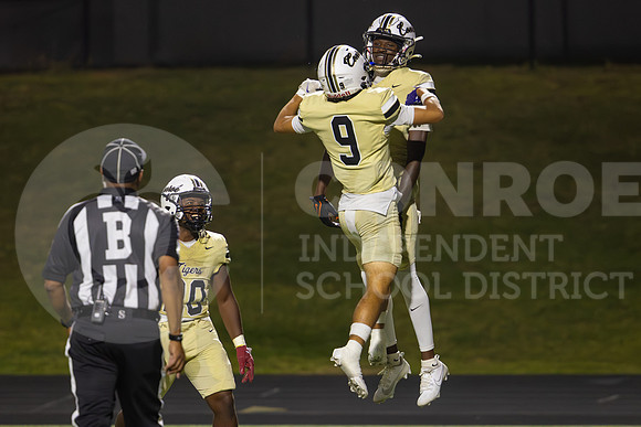 251107 Cleveland vs Conroe Football-36