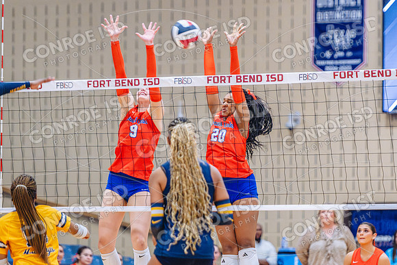 251111 - Volleyball GOHS vs Cy- Ranch Regional Final-17